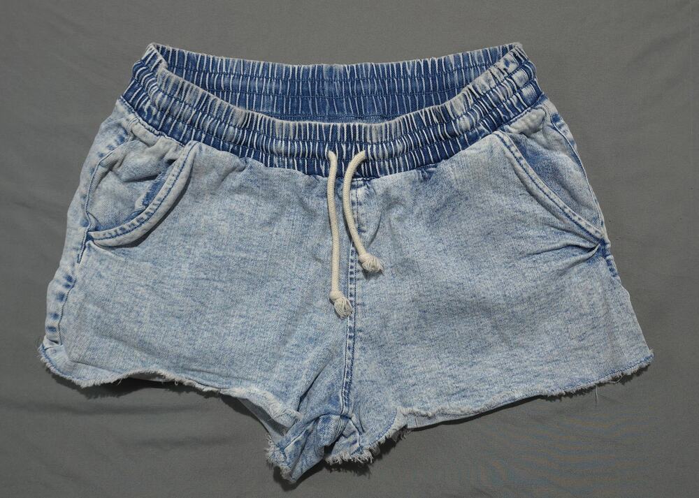 No Boundaries Juniors M 7-9 Light Blue Acid Wash Denim Shorts Drawstring Raw Hem